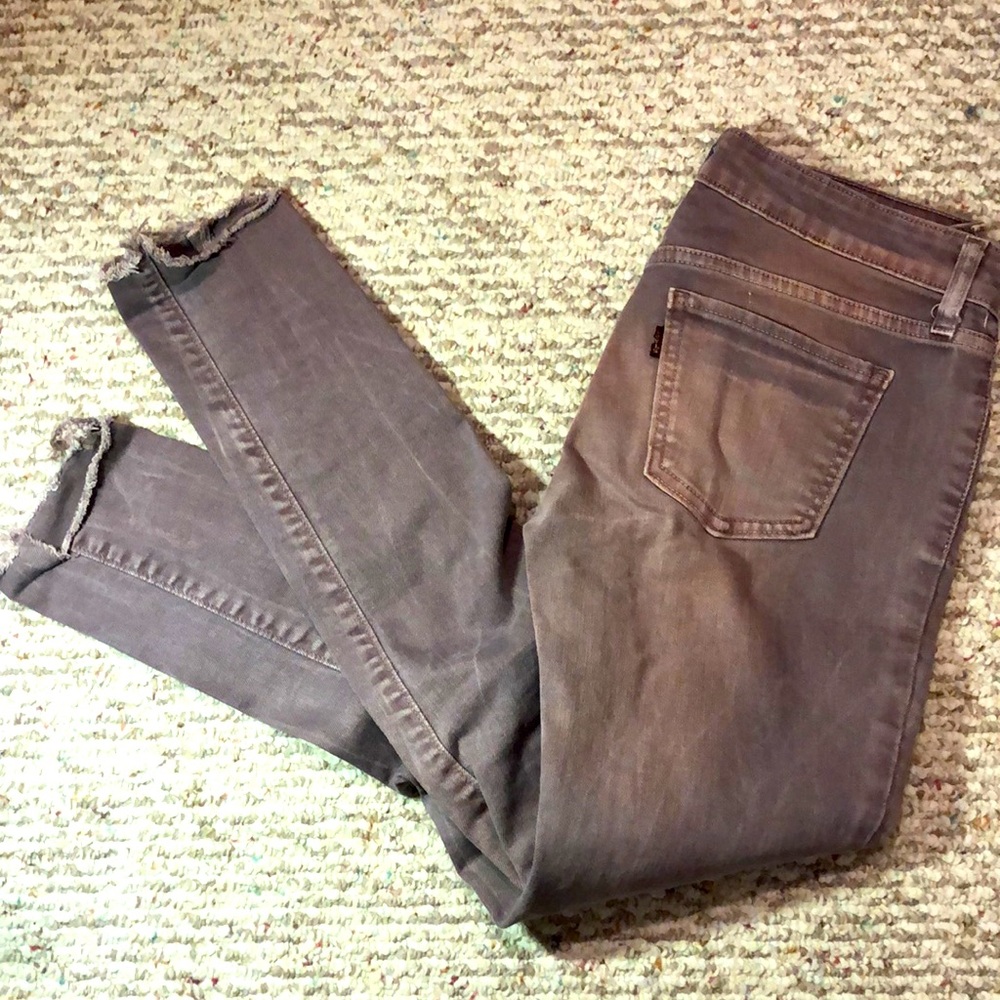 Levi’s *RARE CUSTOM* Plum/Violet Dyed Skinny Raw Distorted Hem Denim Size 28